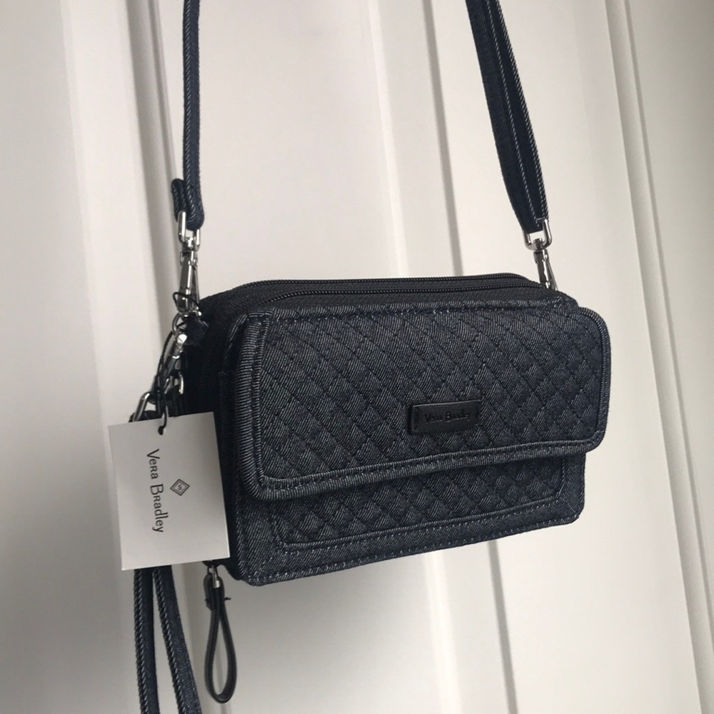 A Vera Bradley handpurse/purse
